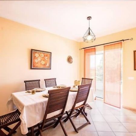 Apartment Alfarmar - Pool, Beach Only A Few Minutes Away Albufeira Luaran gambar