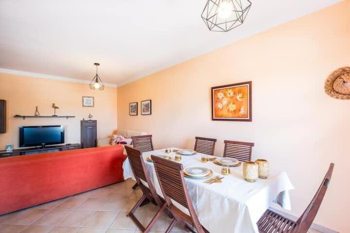 Apartment Alfarmar - Pool, Beach Only A Few Minutes Away Albufeira Luaran gambar