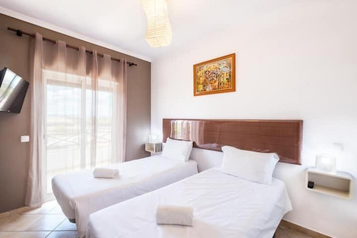 Apartment Alfarmar - Pool, Beach Only A Few Minutes Away Albufeira Luaran gambar