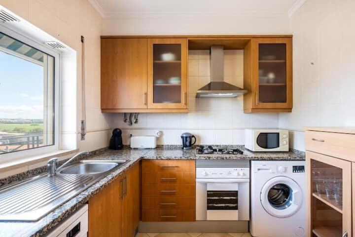 Apartment Alfarmar - Pool, Beach Only A Few Minutes Away Albufeira Luaran gambar